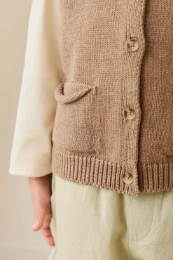Flynn Vest - Doe