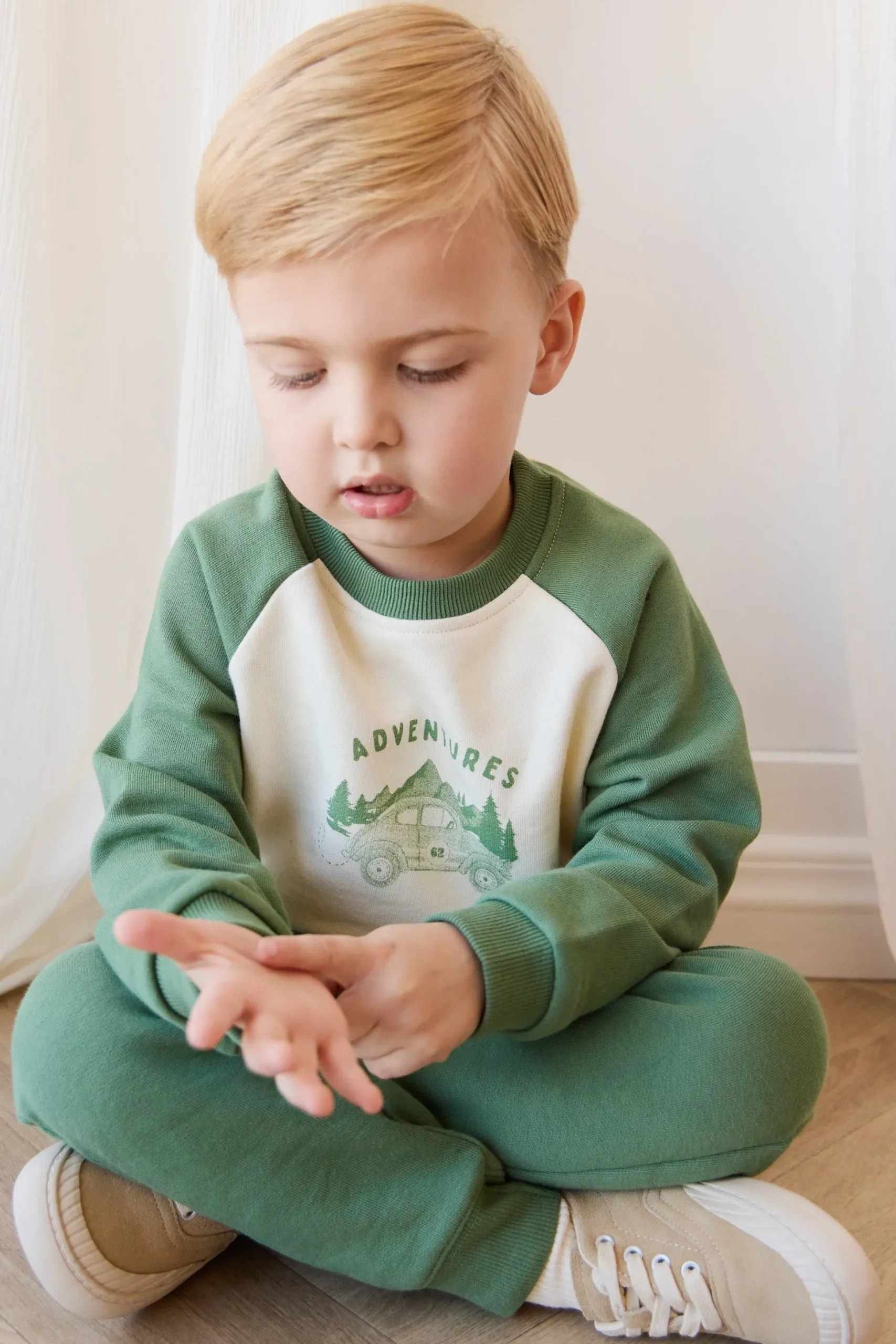 Organic Cotton Alden Sweatshirt - Adventure Buggy Snow Pea