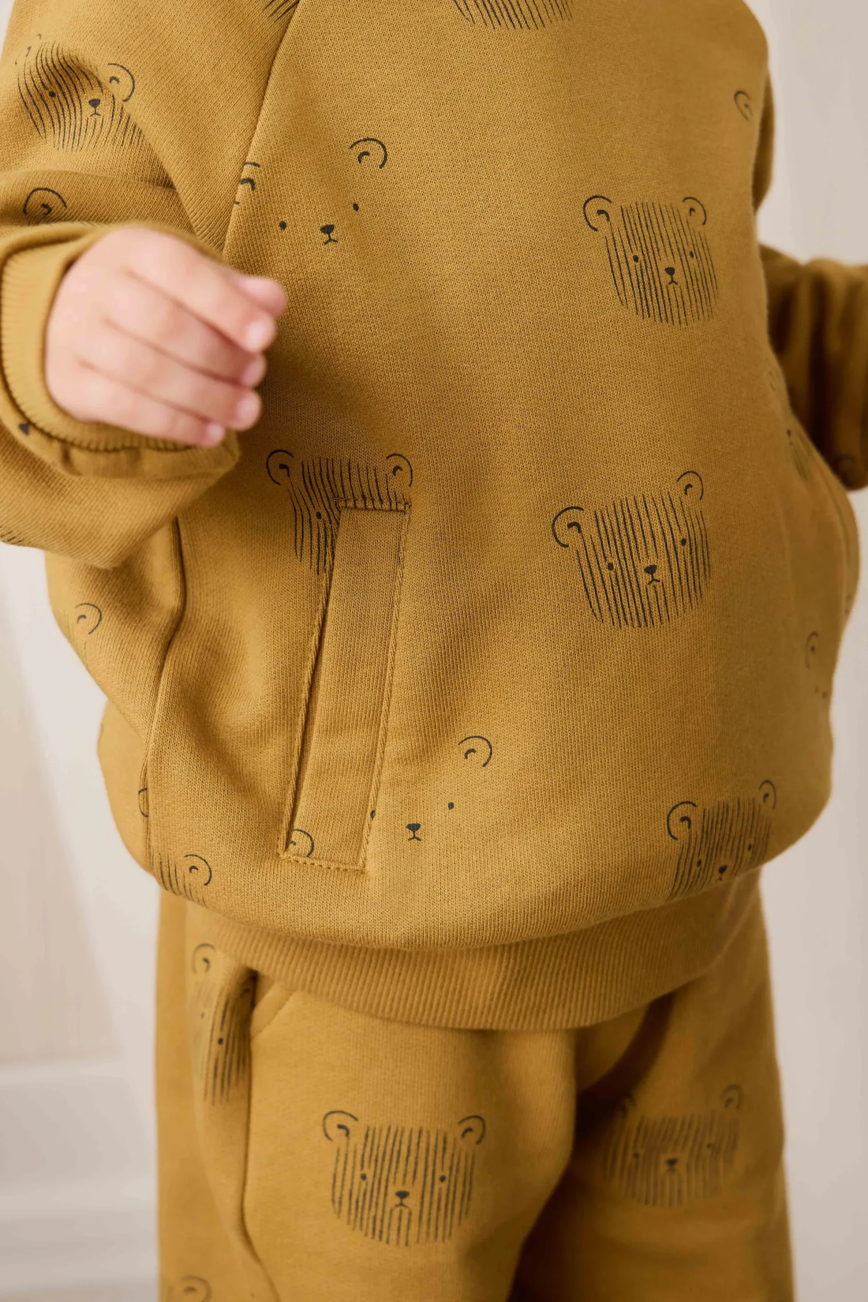 Organic Cotton Henry Sweatshirt - Buckwheat Teddy Face