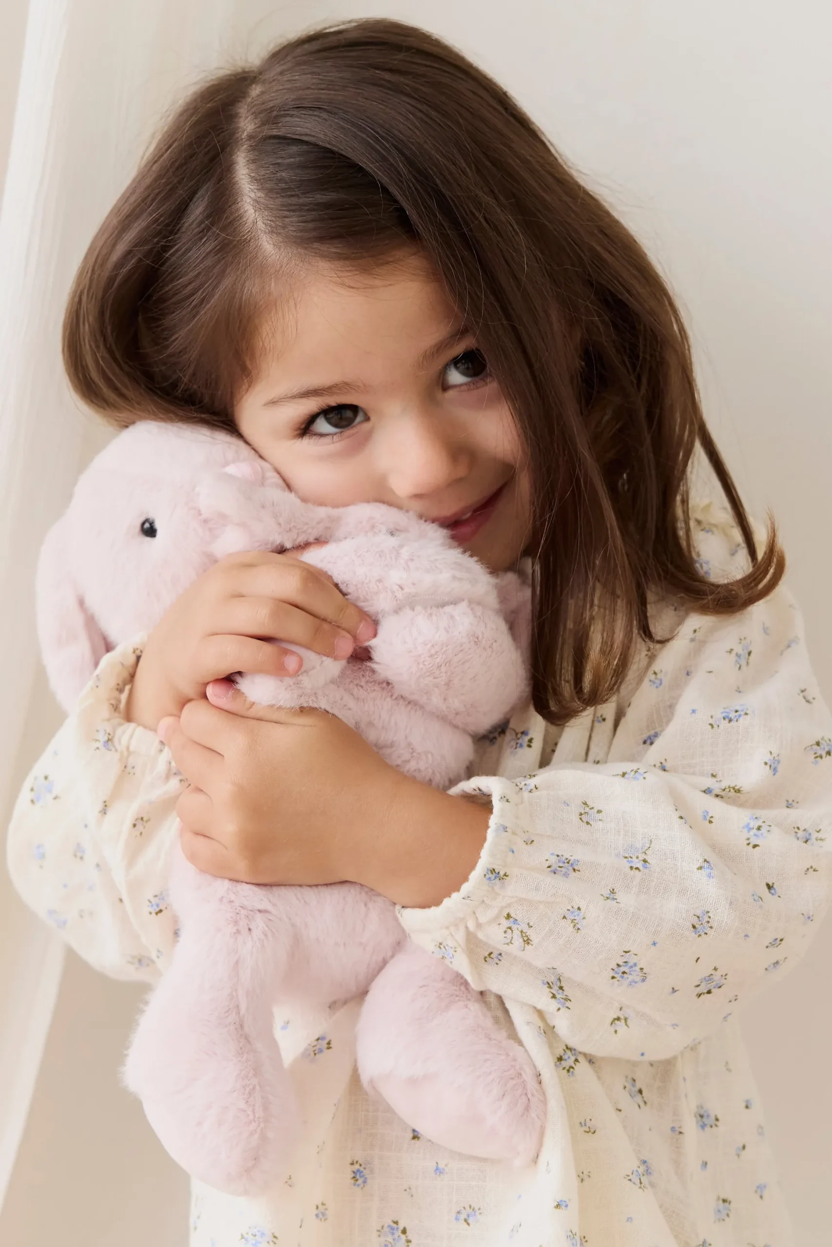 Snuggle Bunnies - Frankie the Hugging Bunny - Blossom