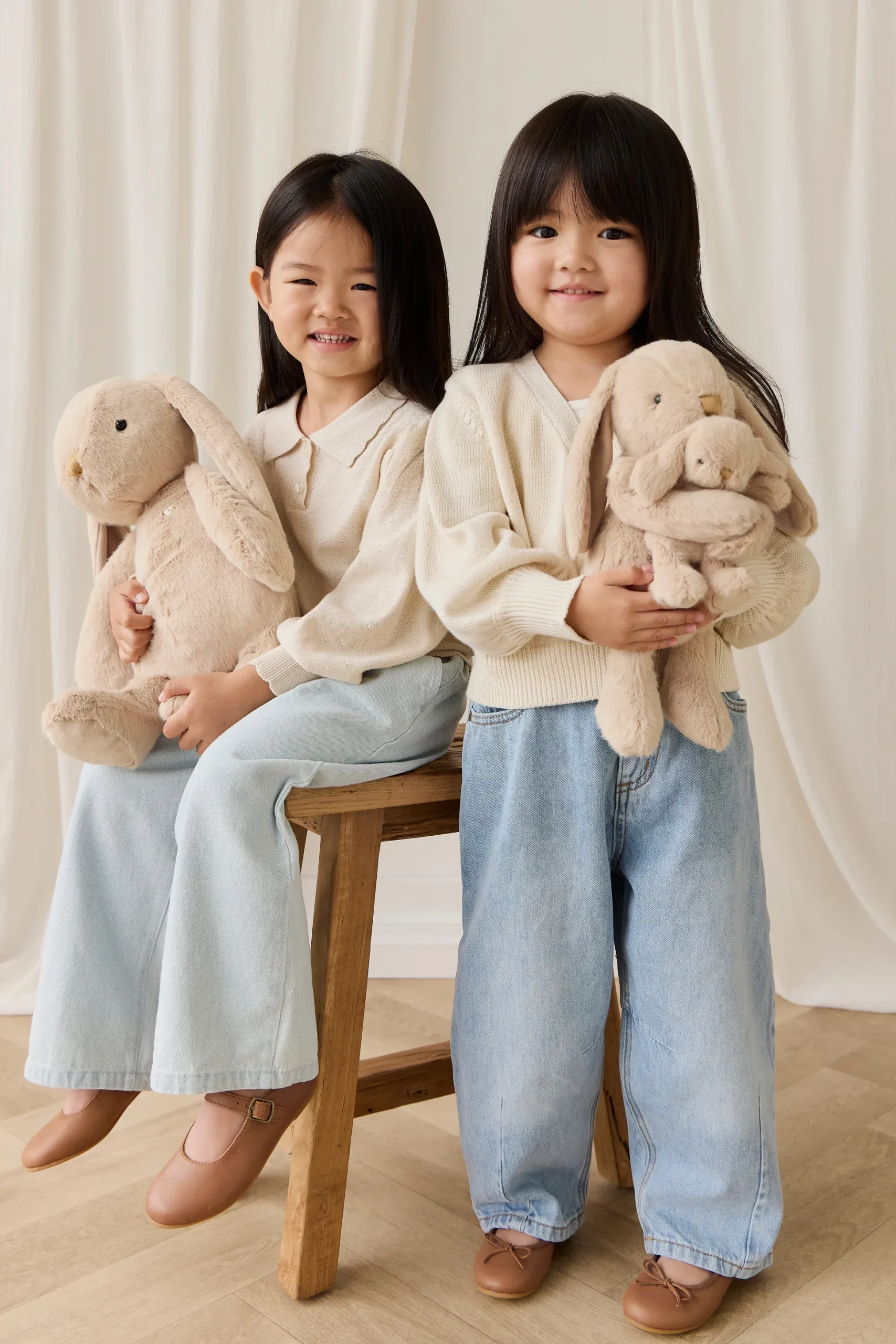 Snuggle Bunnies - Frankie the Hugging Bunny - Caramel