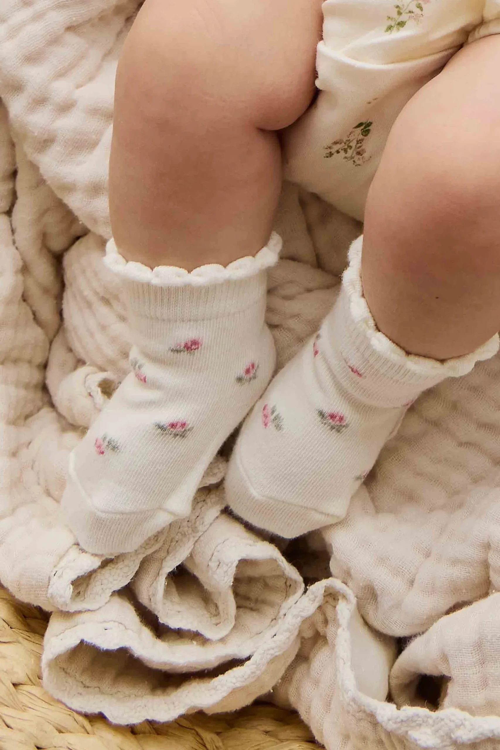 Sophia Socks - Sophia Flower